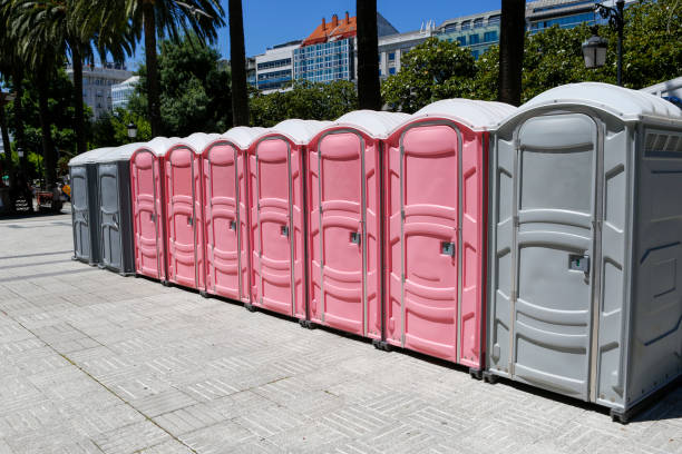 Best Deluxe Portable Toilet Rental  in Kentfield, CA